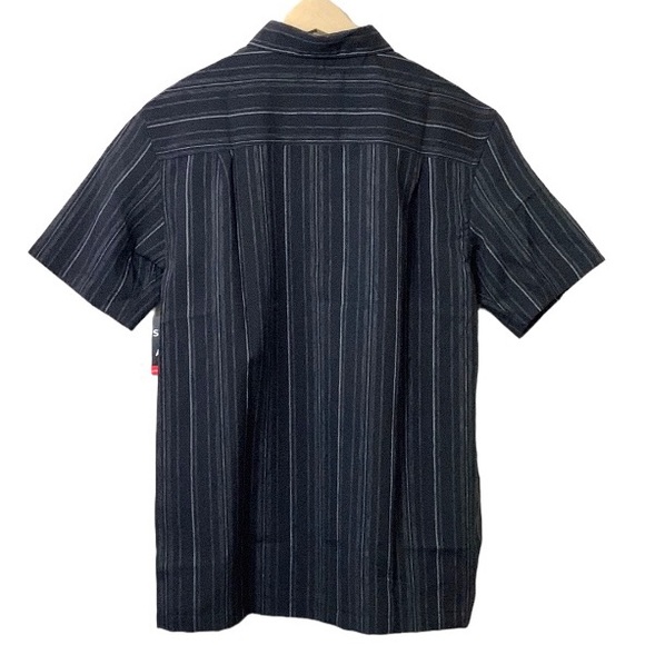 Swiss Alps Short Sleeve Button Down Shirt Size Medium - Picture 2 of 9